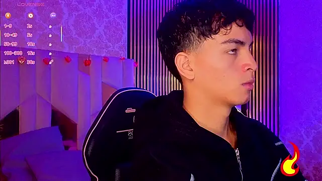 LIHIAN TAY online show from 04/10/26, 12:21