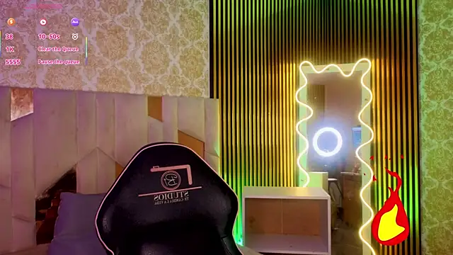 Snapshot of LIHIAN_TAY chatting on 06/24/26, 12:59 LIHIAN TAY online show from 06/24/26, 12:59