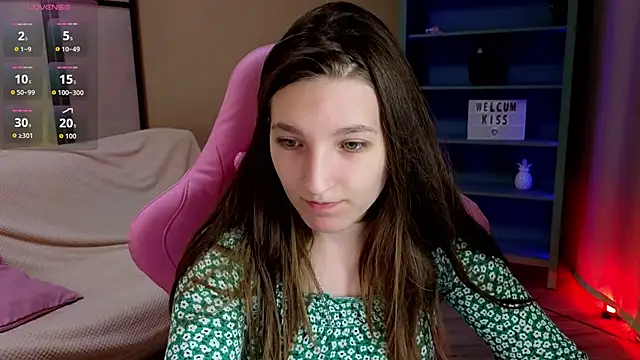 Mia Myles online show from 09/30/25, 10:20