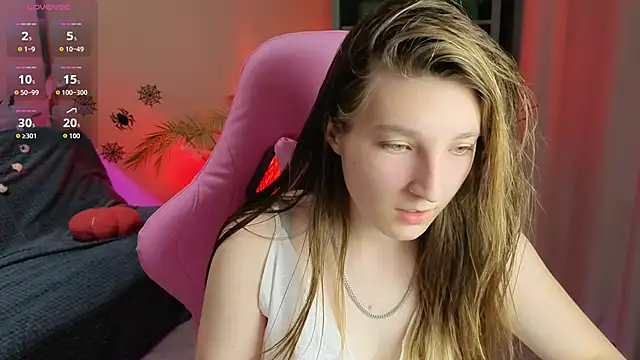 Mia Myles online show from 10/26/25, 10:21