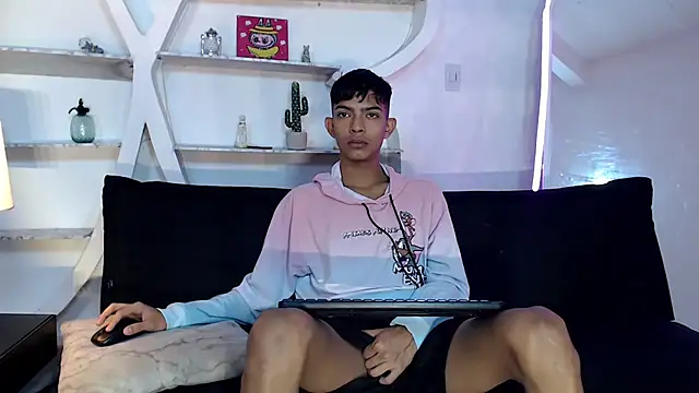 PRETTY SEX1 online show from 10/31/25, 01:12