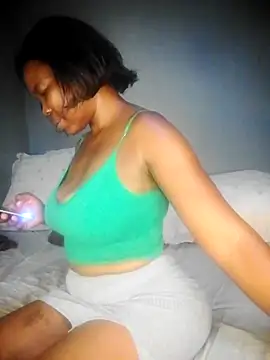 Snapshot of CharlotteXXX chatting on 03/19/26, 12:53 CharlotteXXX online show from 03/19/26, 12:53