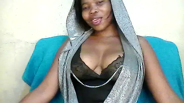 Snapshot of CharlotteXXX chatting on 04/25/26, 05:32 CharlotteXXX online show from 04/25/26, 05:32