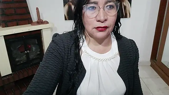 Grace mature milf online show from 04/13/26, 11:37