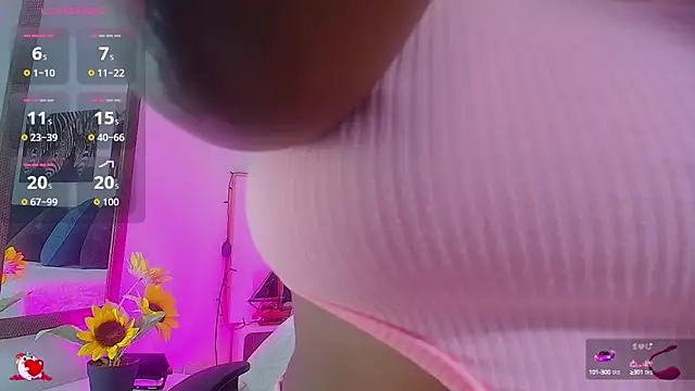 Snapshot of BarbaraGil1 chatting on 09/29/25, 03:06 BarbaraGil1 online show from 09/29/25, 03:06