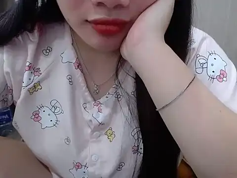 Snapshot of Zhi__2k6 chatting on 09/13/25, 05:13 Zhi  2k6 online show from 09/13/25, 05:13