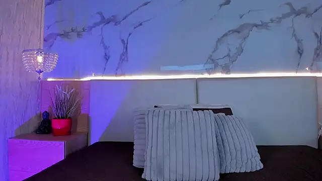 ValSmith  online show from 09/22/25, 03:52