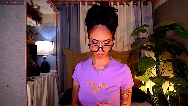 UrMassiveCockSabrinaOnTop online show from 11/14/25, 05:33