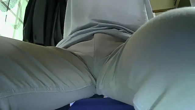 Snapshot of morino25 chatting on 04/23/26, 05:08 morino25 online show from 04/23/26, 05:08