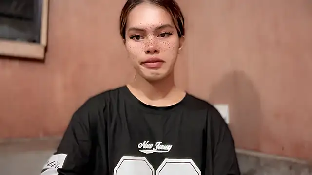 Snapshot of serpenthena_goddess chatting on 11/20/25, 10:31 serpenthena goddess online show from 11/20/25, 10:31