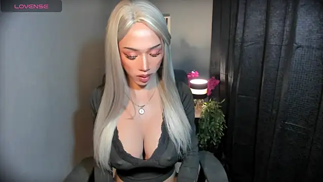 AiraCumSlut online show from 04/04/26, 05:54