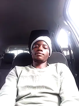 AOlinwHallu online show from 03/04/26, 12:22