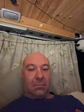 Snapshot of annubis69 chatting on 11/20/25, 06:51 annubis69 online show from 11/20/25, 06:51