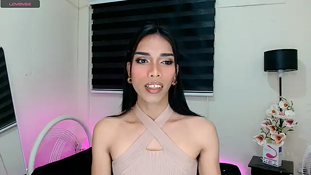 Snapshot of angelaxmonroe chatting on 09/26/25, 03:38 angelaxmonroe online show from 09/26/25, 03:38