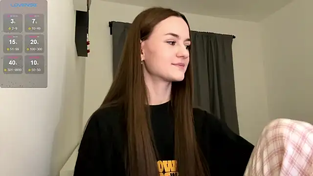 Snapshot of TenDouble chatting on 03/20/26, 10:25 TenDouble online show from 03/20/26, 10:25