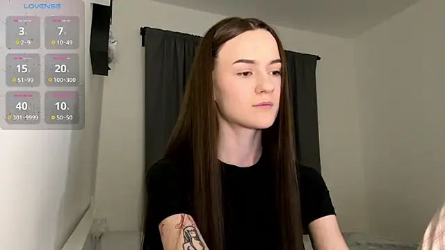 Snapshot of TenDouble chatting on 04/12/26, 09:09 TenDouble online show from 04/12/26, 09:09