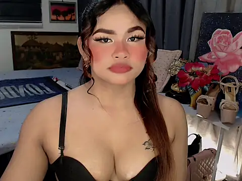 Snapshot of Candice_cummer chatting on 10/17/25, 05:59 Candice cummer online show from 10/17/25, 05:59