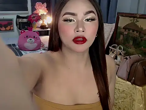 Snapshot of Candice_cummer chatting on 11/14/25, 05:44 Candice cummer online show from 11/14/25, 05:44