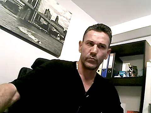 Snapshot of mastercharisma35 chatting on 03/11/26, 04:35 mastercharisma35 online show from 03/11/26, 04:35