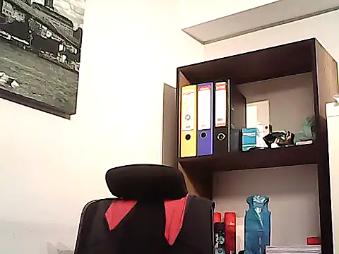 Snapshot of mastercharisma35 chatting on 03/24/26, 03:50 mastercharisma35 online show from 03/24/26, 03:50