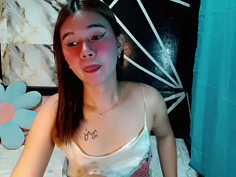 urgirl mikah online show from 02/18/26, 11:11