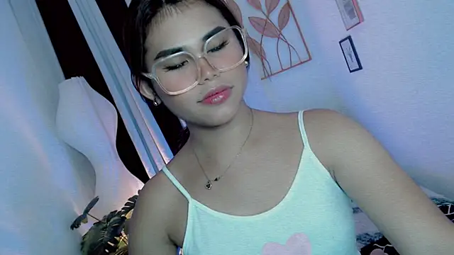 PrettyBlythes TS online show from 05/27/26, 03:53