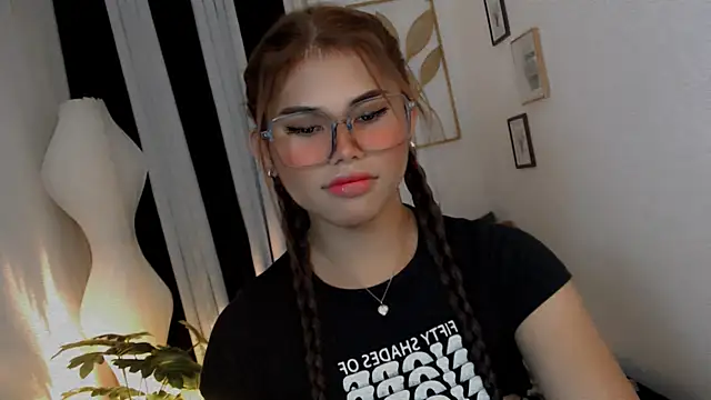 PrettyBlythes TS online show from 06/23/26, 03:48