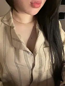 Snapshot of Nancy68 chatting on 03/18/26, 05:54 Nancy68 online show from 03/18/26, 05:54