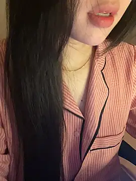 Snapshot of Nancy68 chatting on 03/31/26, 05:30 Nancy68 online show from 03/31/26, 05:30