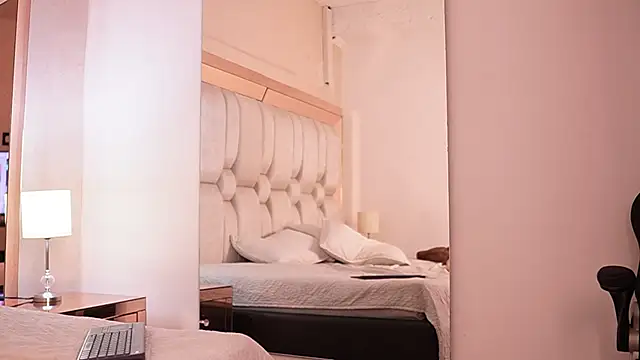 SamantaVazquez online show from 02/25/26, 04:27