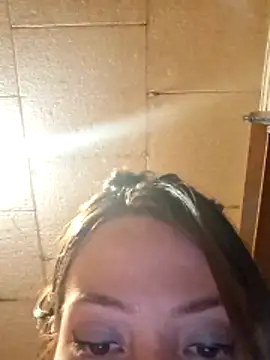 Snapshot of Tudiablita21 chatting on 03/23/26, 04:11 Tudiablita21 online show from 03/23/26, 04:11