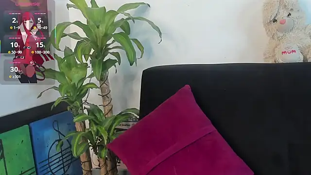 Snapshot of Britney_Rose chatting on 09/11/25, 04:23 Britney Rose online show from 09/11/25, 04:23