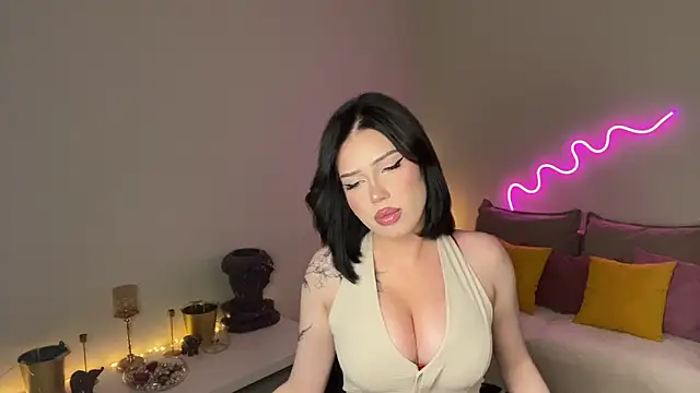 mistress of hearts online show from 05/14/26, 07:53
