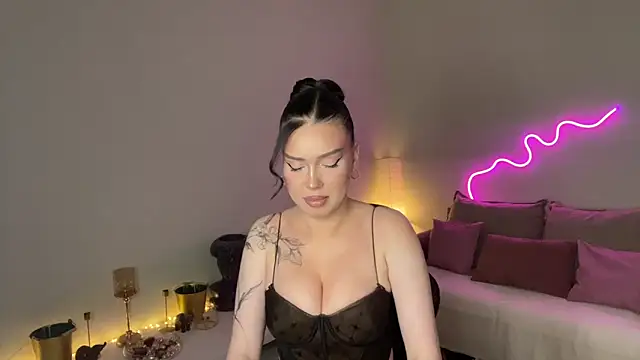 mistress of hearts online show from 05/20/26, 06:58