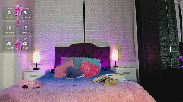 Snapshot of Zamara_Kleii chatting on 09/12/25, 04:34 Zamara Kleii online show from 09/12/25, 04:34