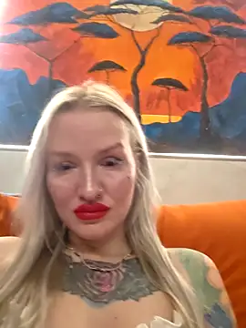 Snapshot of KateMonroe chatting on 04/05/26, 08:50 KateMonroe online show from 04/05/26, 08:50