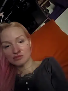 Snapshot of KateMonroe chatting on 04/16/26, 09:39 KateMonroe online show from 04/16/26, 09:39