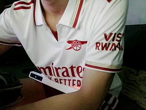 boyhigh1997 online show from 10/07/25, 02:58