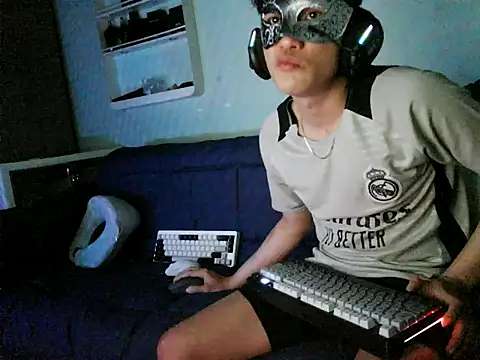 boyhigh1997 online show from 03/19/26, 05:17