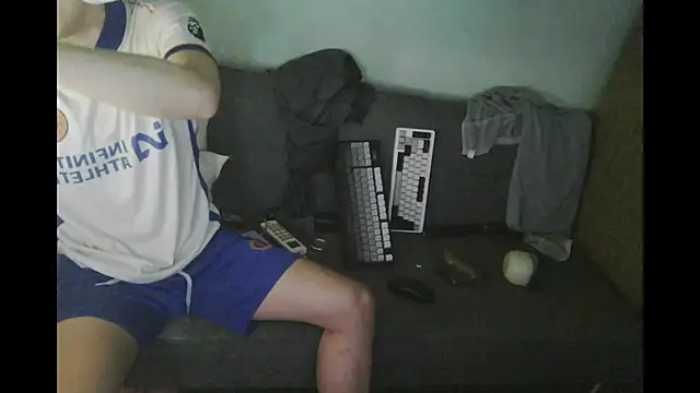 boyhigh1997 online show from 07/13/26, 04:10