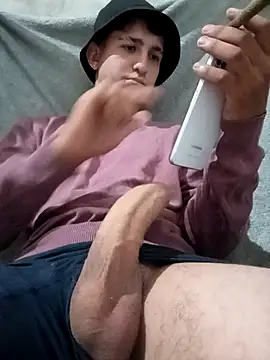 Snapshot of damiann_wilians24 chatting on 01/12/26, 08:03 damiann wilians24 online show from 01/12/26, 08:03