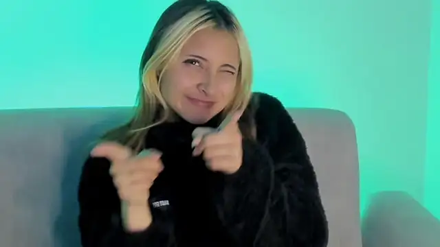 Snapshot of melissa_noirr chatting on 02/17/26, 06:10 melissa noirr online show from 02/17/26, 06:10