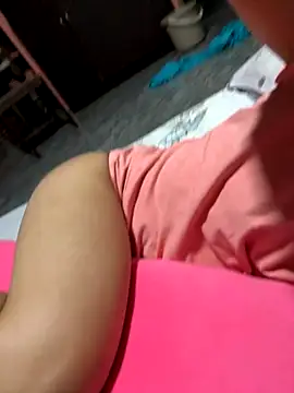 Snapshot of princess_janine chatting on 10/10/25, 02:16 princess janine online show from 10/10/25, 02:16