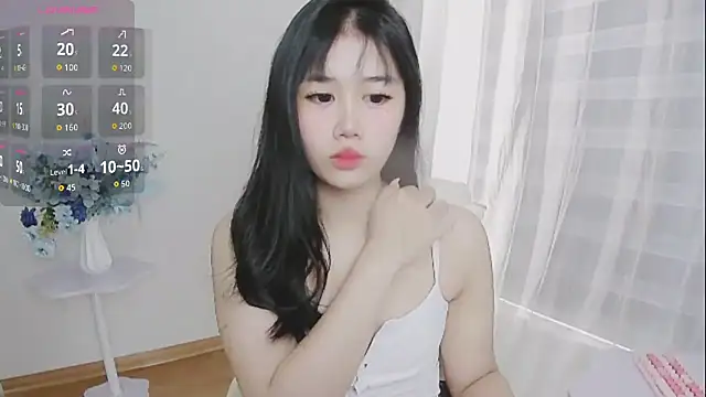 -Rose-Lucky- online show from 09/24/25, 01:20