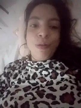 Snapshot of chicalunar24 chatting on 11/25/25, 01:16 chicalunar24 online show from 11/25/25, 01:16