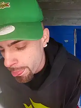 Demian24  online show from 09/22/25, 01:18