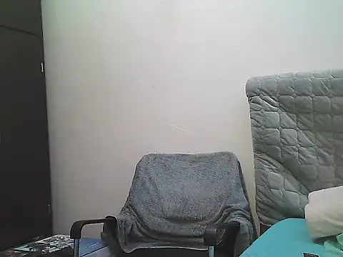 morenocabro10 online show from 10/17/25, 06:54