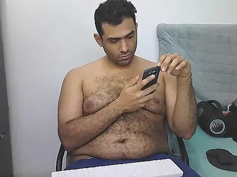 morenocabro10 online show from 04/14/26, 03:23