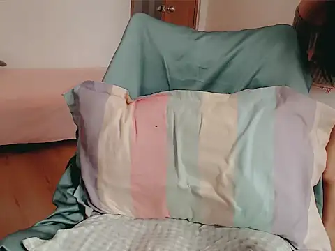 Tea Mei online show from 03/25/26, 03:12