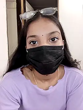 Cute Rakhi8 online show from 11/21/25, 04:22